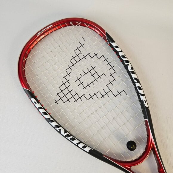 Dunlop Black Max Titanium 510 Squash Racket With Cover and New Grip - Picture 6 of 7
